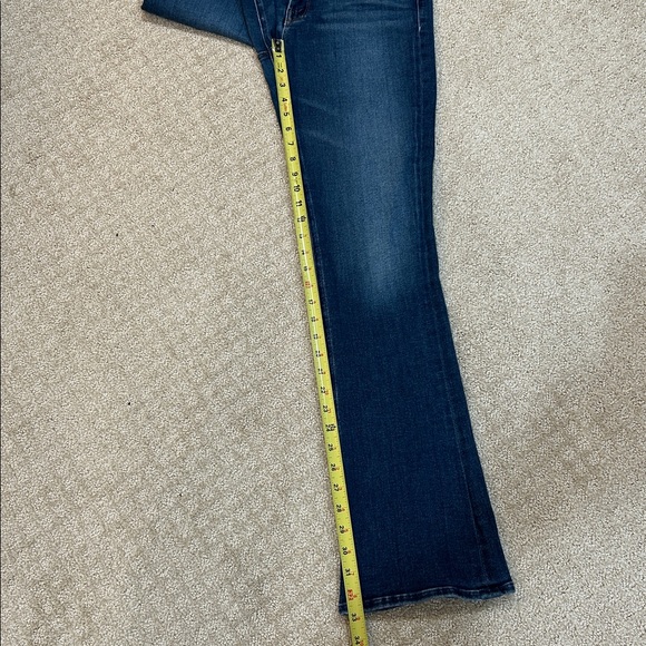 MOTHER The Runaway High-Waisted Flared Jeans in Sweet And Sassy 32 - Picture 13 of 16